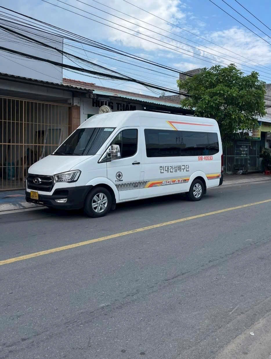 Xe 16 chỗ phục vụ đi tỉnh