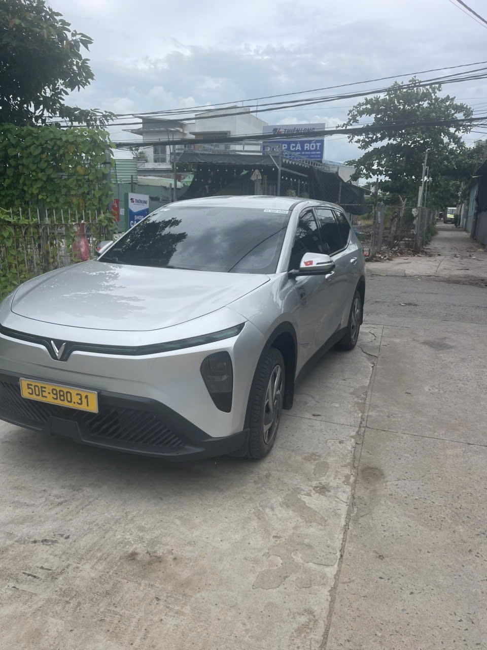 Xe 4 chỗ 7 chỗ phục vụ đặt xe Long An